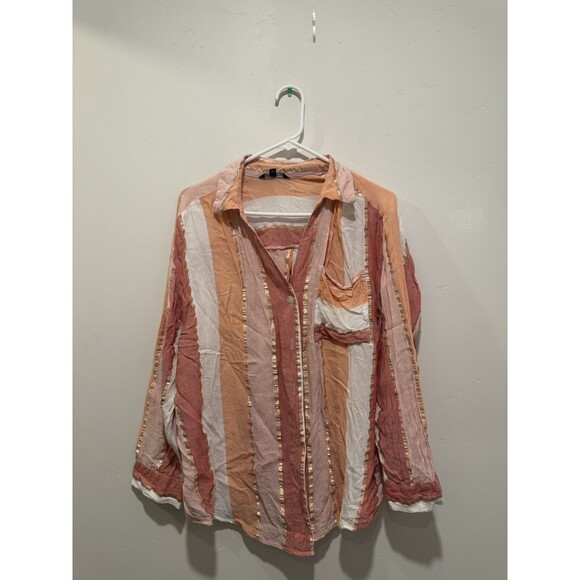 Club Z Collection Metallic Vertical Striped Button Down Top 1X - Picture 1 of 3